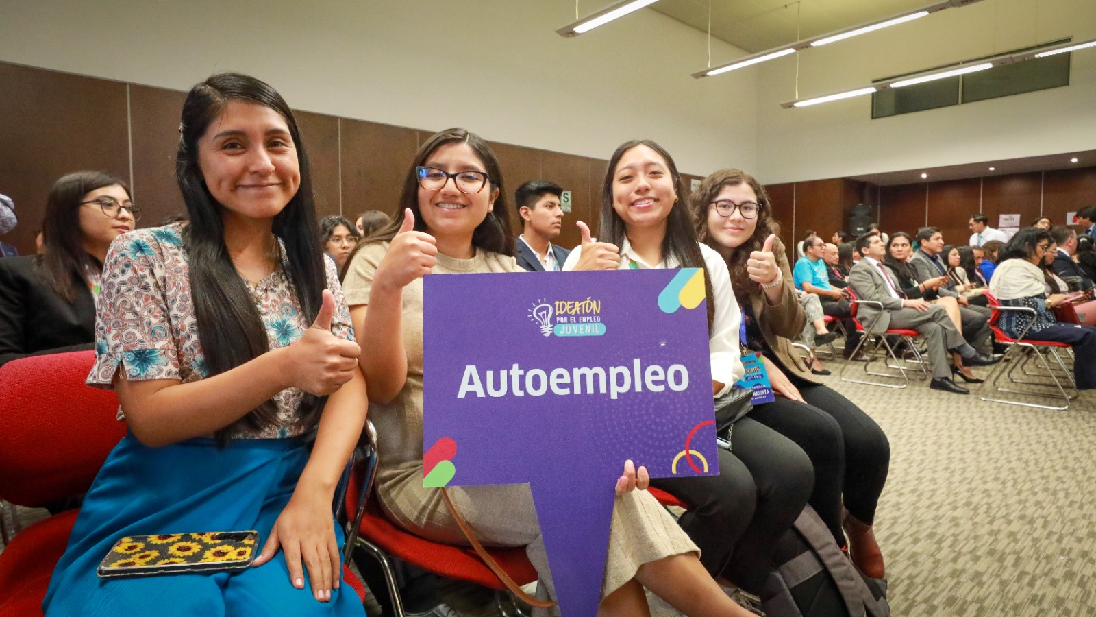Tras exitosa convocatoria a nivel nacional, el MTPE premió a ganadores del concurso “Ideatón por el Empleo Juvenil”