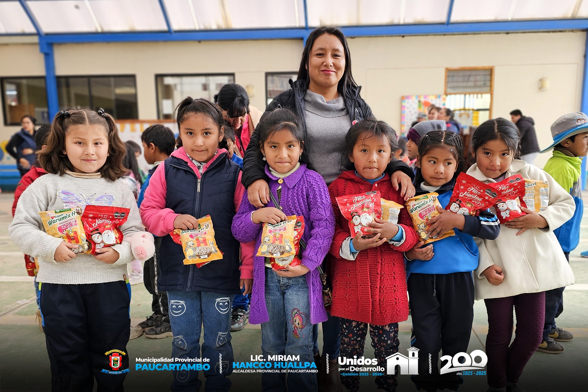 Archivo imagen de entrega Panetones y Cereales con alto contenido en Hierro a los Niños y Niñas de la I. E. I. N.° 270 Niño Mercedario de Paucartambo