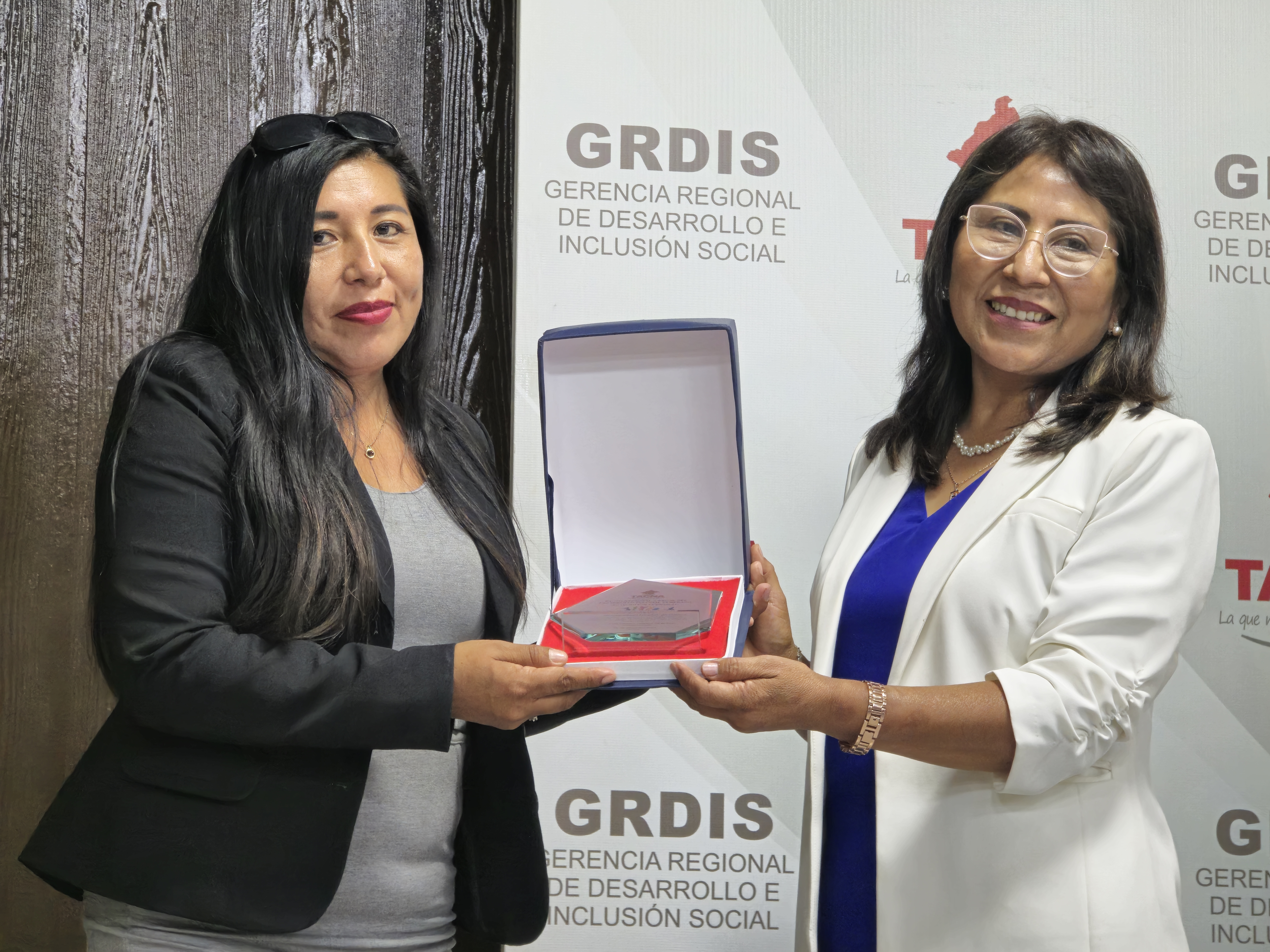 Renuevan compromiso por la niñez