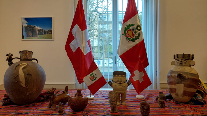 Suiza restituye 9 bienes culturales pertenecientes al Patrimonio Cultural del Perú