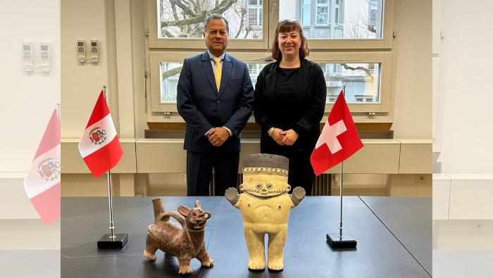 Suiza restituye 9 bienes culturales pertenecientes al Patrimonio Cultural del Perú
