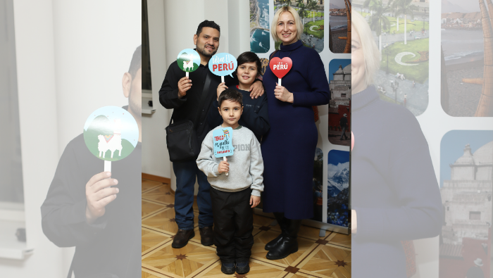 Embajada del Perú en Rusia fortalece los lazos con los connacionales a través de un compartir navideño
