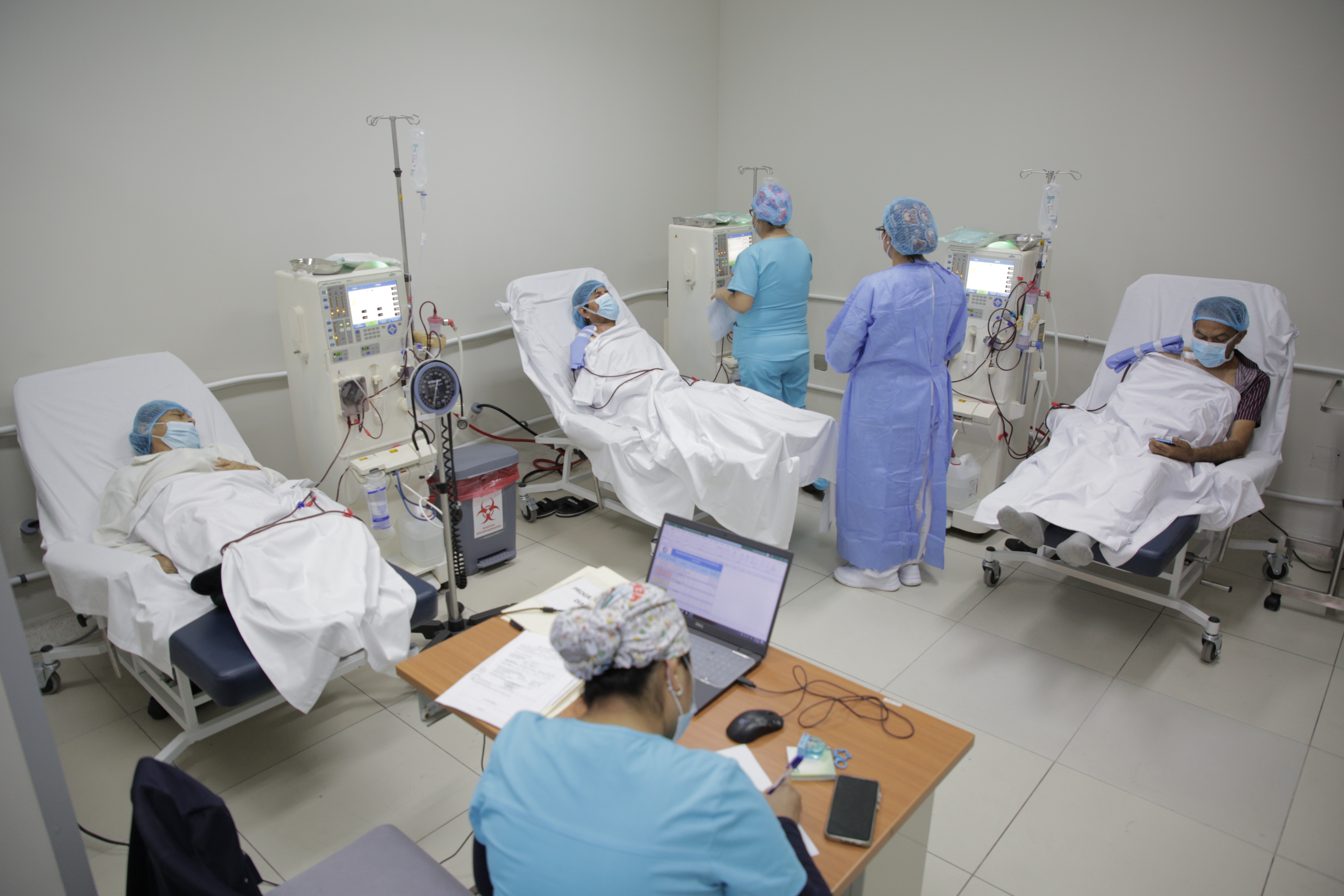  Minsa: Hospital Villa El Salvador refuerza atención con unidad propia de hemodiálisis
