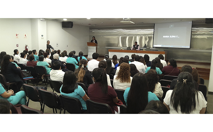 foto 29 establecimientos de salud de la región Lambayeque reciben reconocimiento por el trabajo a favor de la lactancia materna exclusiva.