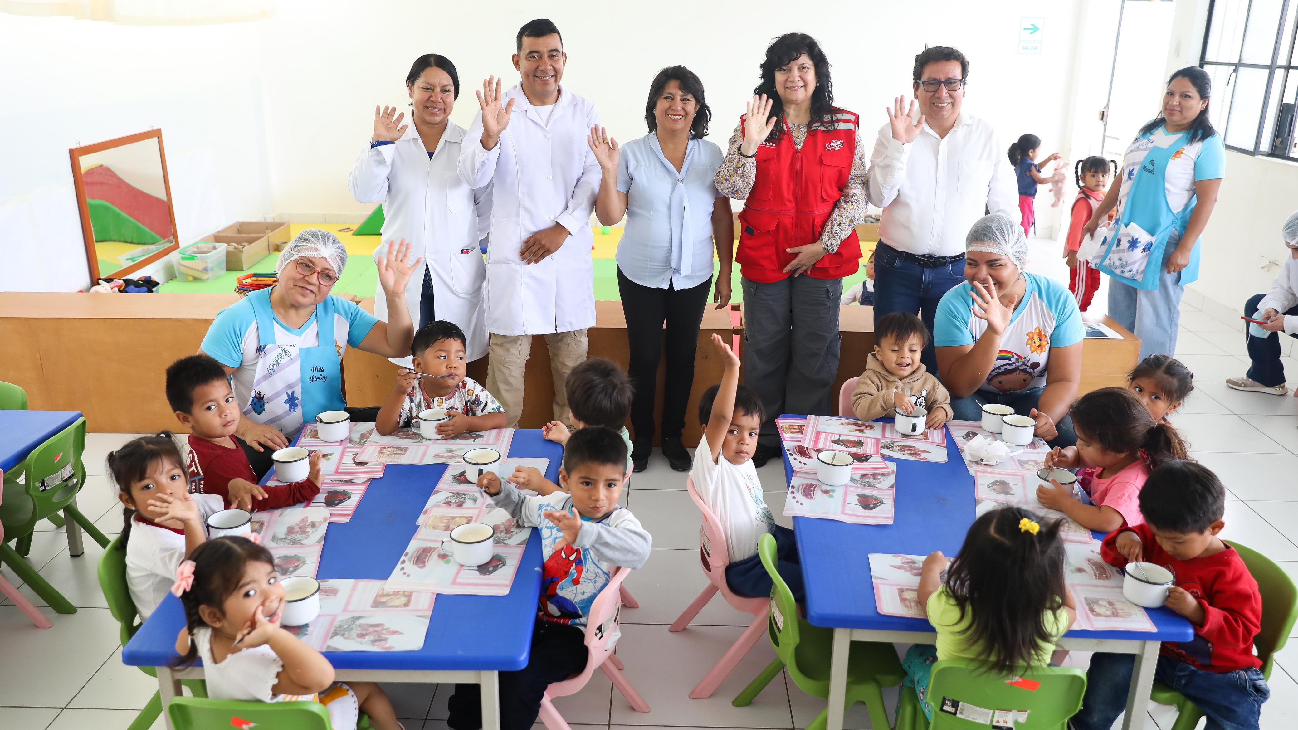 Directora de Wasi Mikuna visita Educuna de Piura