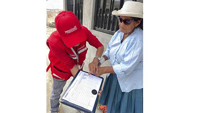 Municipalidad continúa apoyando a los adultos mayores de la provincia de huarmey