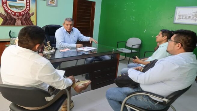 Alcalde de Sullana busca alianza estrategia con agrobanco para impulsar proyectos agrícolas
