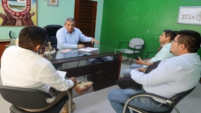 Alcalde de Sullana busca alianza estrategia con agrobanco para impulsar proyectos agrícolas