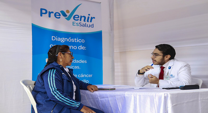 Programa Prevenir de EsSalud realizó más de 2,600 atenciones en un solo día a trabajadores en Apurímac