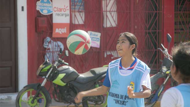 Niños, niñas y jóvenes de la academia Ancash 52 brillan en campeonato intercedes por los 40 años de creación política de Huarmey