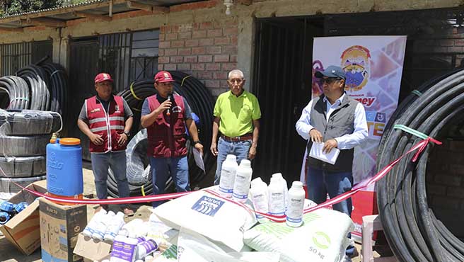 Entrega de bienes a la “Asociación los Agricultores Unidos de Pati” del distrito de Malvas, ganadores del Procompite 2024-I.