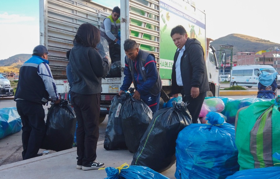 Miles de juguetes llevarán alegría a la Gran Chocolatada Navideña en Puno