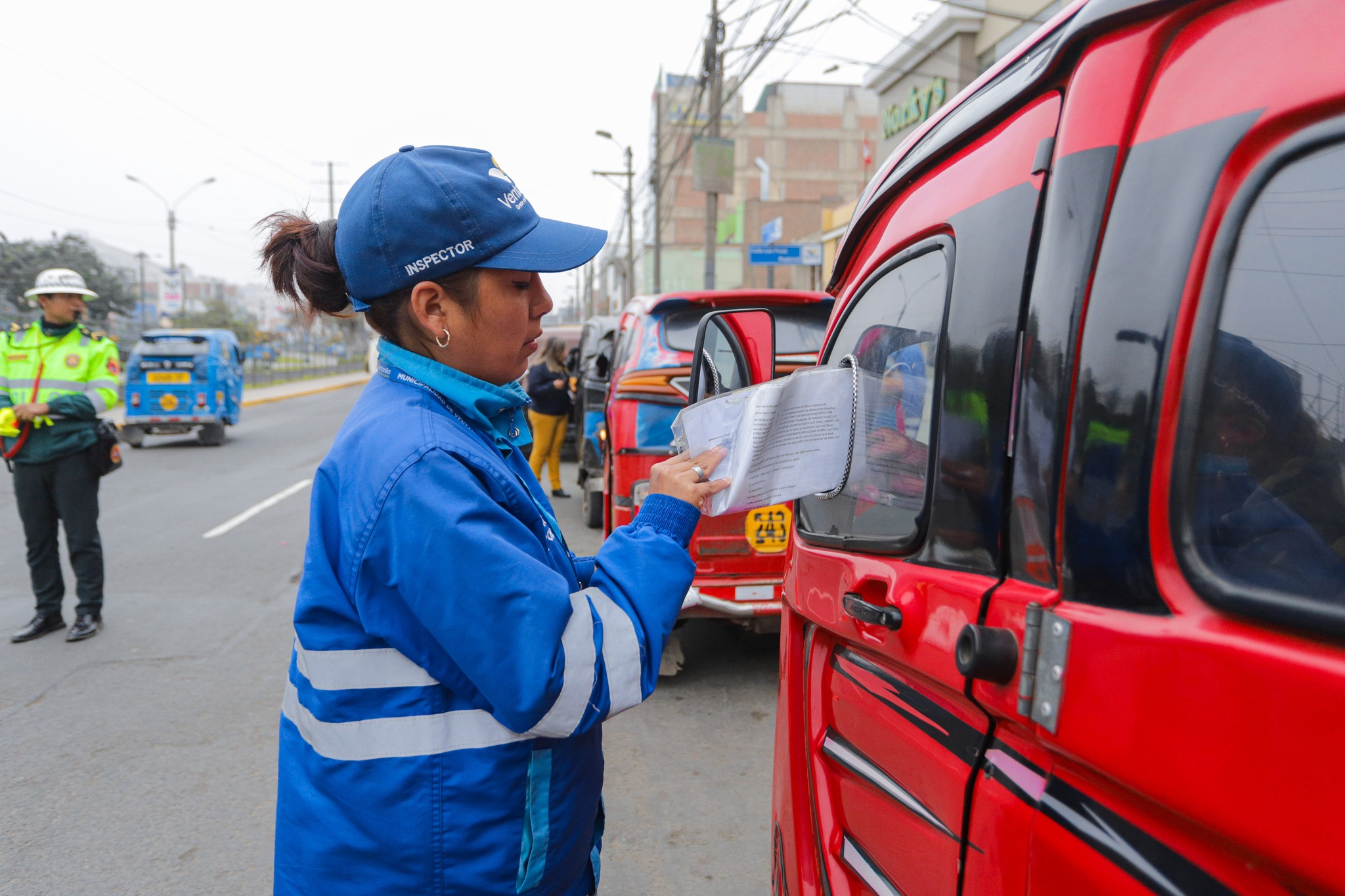 Realizamos 60 operativos junto a la Policía Nacional 🚔 para regular la circulación de mototaxis 🛺 y reforzar la seguridad 👮‍♂️ en Ventanilla.