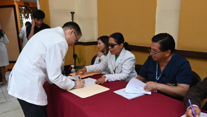 Director General participó en las Elecciones Generales al Consejo Directivo del Cuerpo Médico