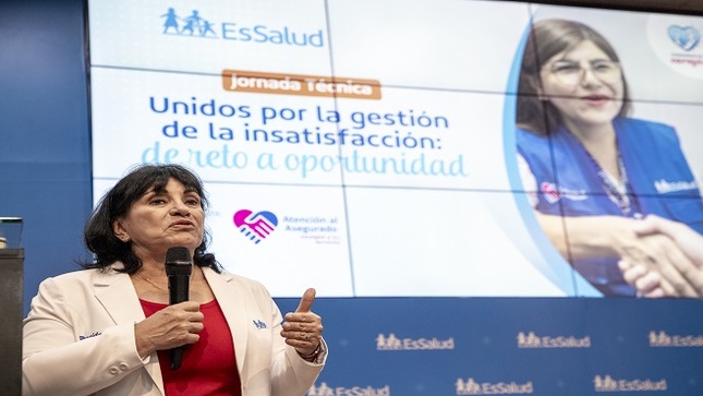 Presidenta de EsSalud destaca avances en la atención a los asegurados