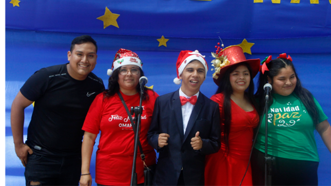 Dicho evento reunió a los integrantes y sus familiares, quienes disfrutaron de chocolate caliente, paneton, regalos sorpresa y un show navideño mágico que alegro a grandes y chicos.