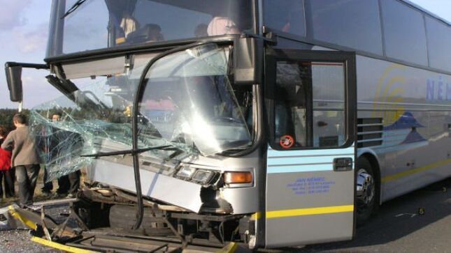 El Indecopi multa con S/ 2.3 millones a Transportes Flores tras accidente que dejó 24 pasajeros heridos