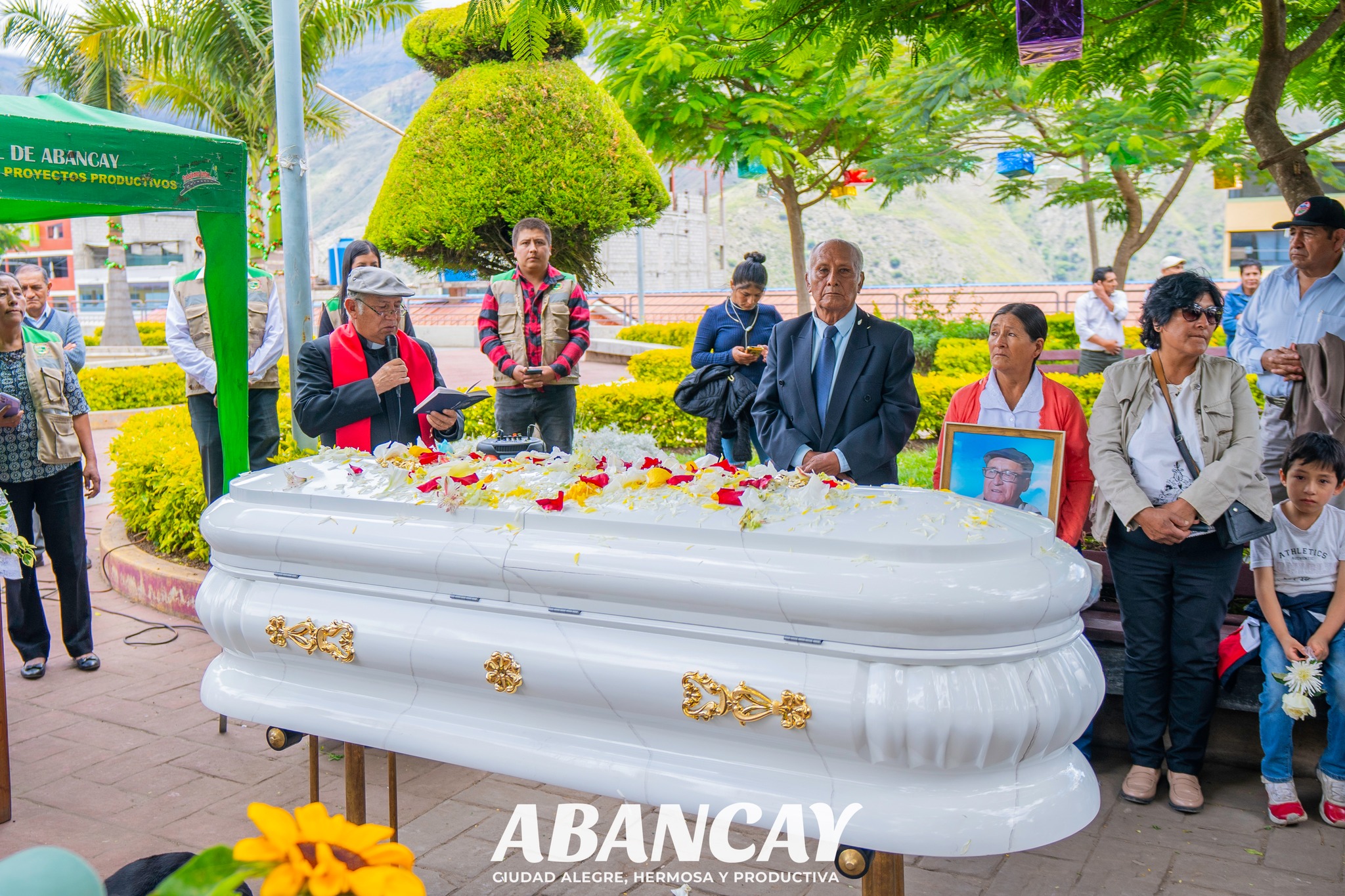📌Municipalidad Provincial De Abancay Rinde Homenaje Póstumo Al Fundador De Pueblo Joven Centenario.