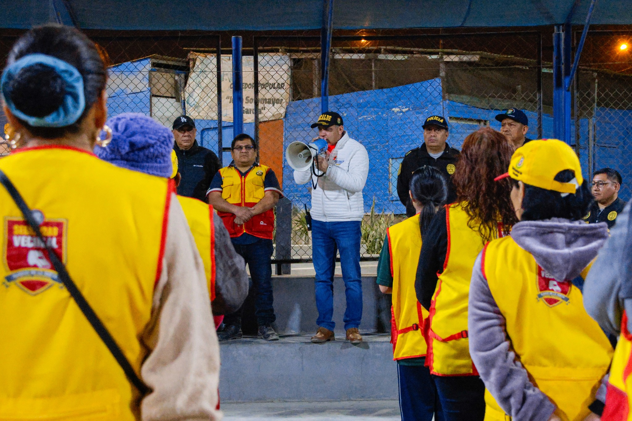 Las 136 juntas vecinales de Ventanilla trabajan con las comisarías para fortalecer la seguridad ciudadana 👮‍♂️🏘️🤝🚔.