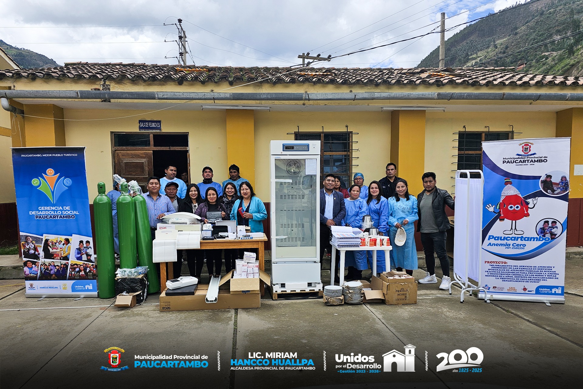 Archivo imagen de Alcaldesa Provincial entrega Equipos Médicos y Utensilios al Centro de Salud de Paucartambo 