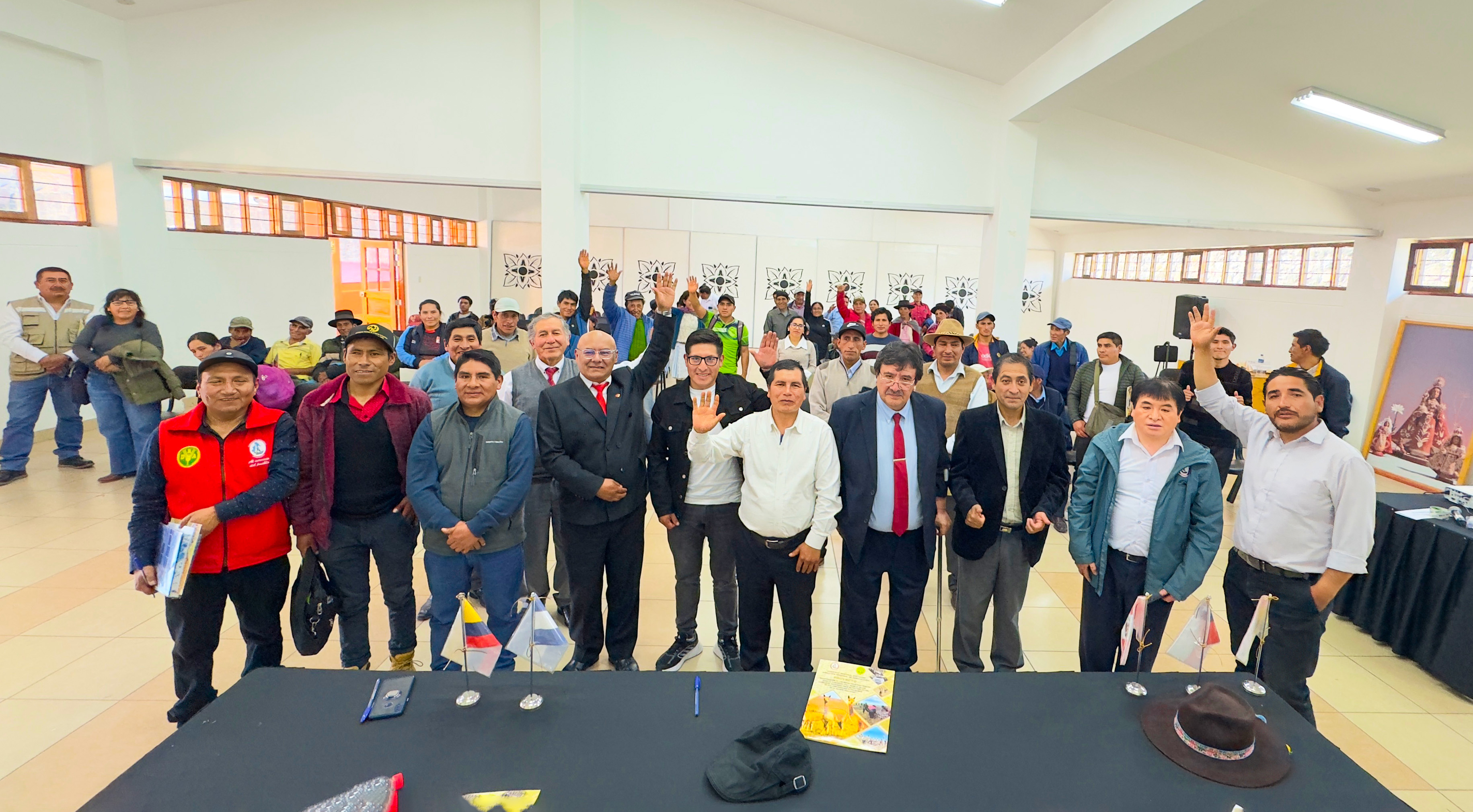 DRA Ayacucho presidió mesa técnica para fortalecer el sector de camélidos sudamericanos