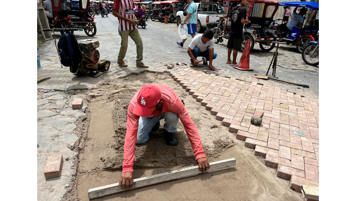MPSM realiza trabajos de adoquinado y remociΓ³n de tierras para la mejora de transitabilidad.