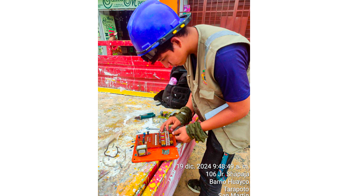MPSM realiza trabajos de mantenimientos y reparaciΓ³n de semΓ‘foros.