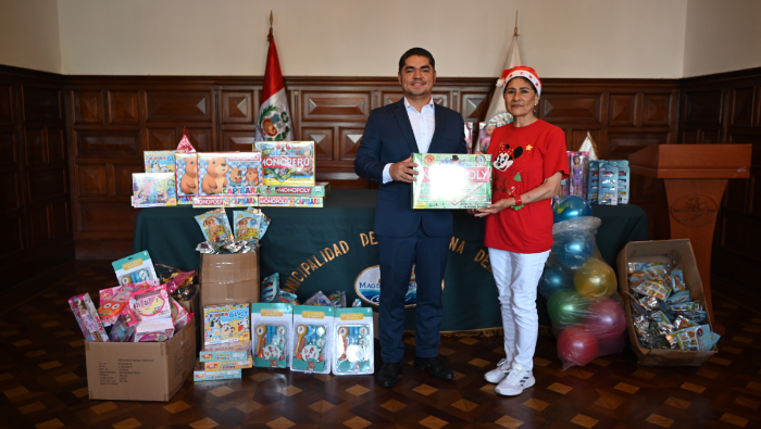 Donación de regalos para el INSN se realizó en la comuna de Magdalena del Mar.