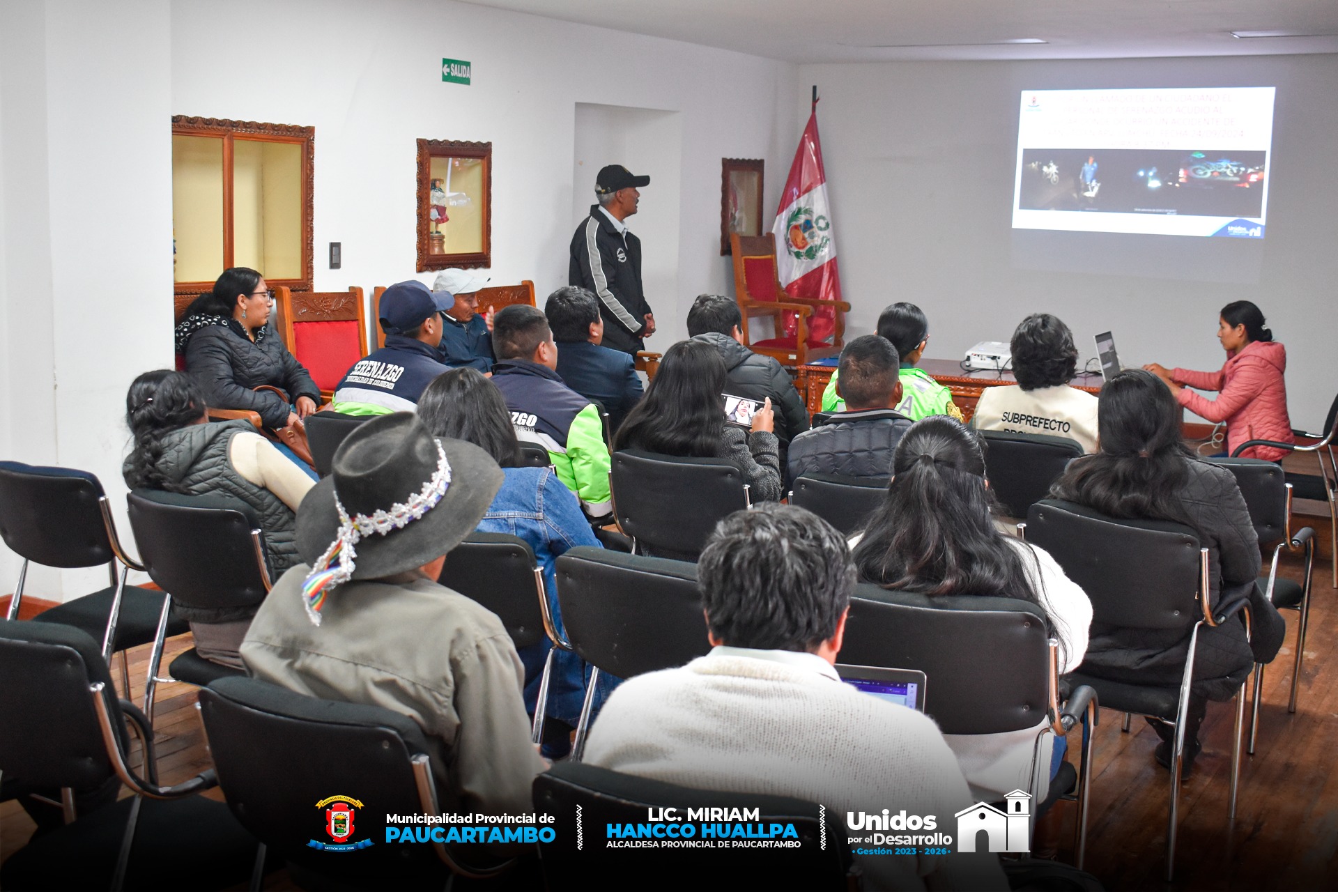 Archivo imagen de Se realizó la reunión trimestral del Concejo Provincial de Seguridad de la Provincia de Paucartambo