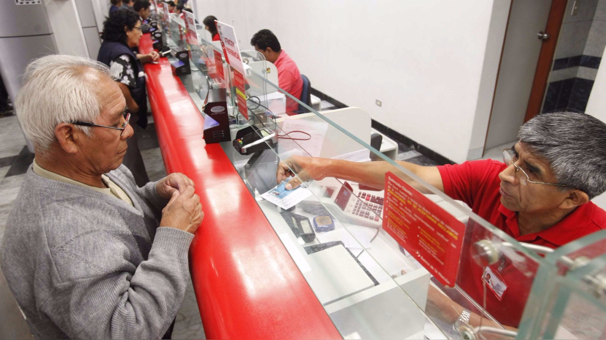 DREP: Más de 3 mil 800 maestros cesantes recibieron sus pagos en forma oportuna