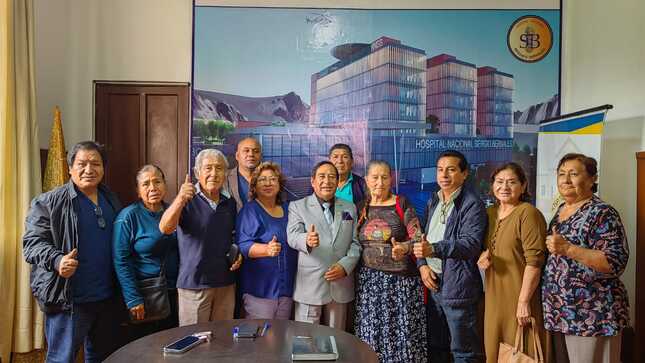 Reunión con la comunidad por HNSEB