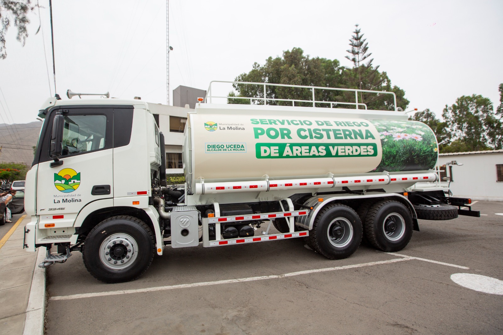 Rehabilitación de 9,000 metros de áreas verdes y adquisición de maquinaria