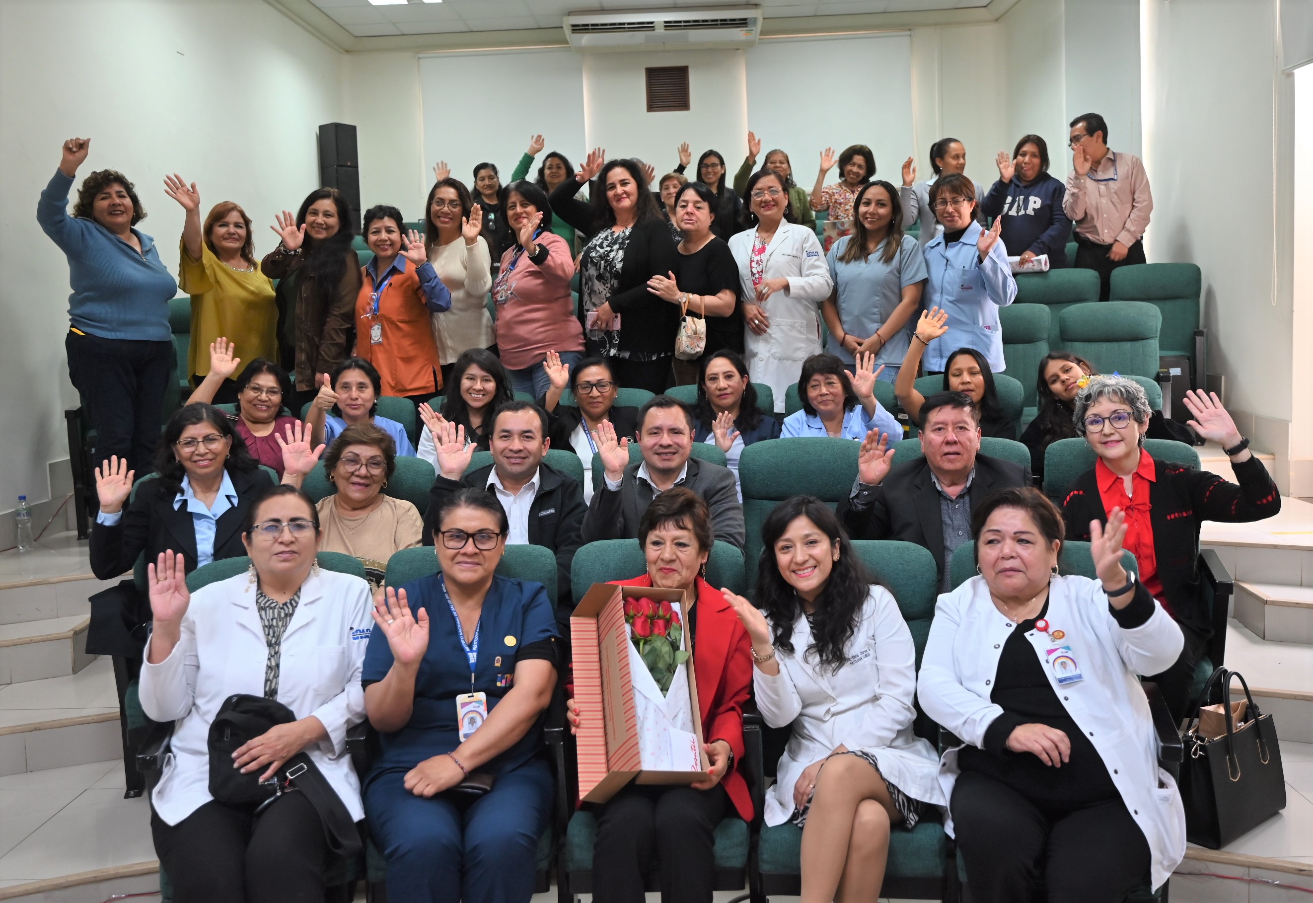 CEREMONIA RECONOCIMIENTO SRA. FLOR ESMILDA PORRAS - INSN 