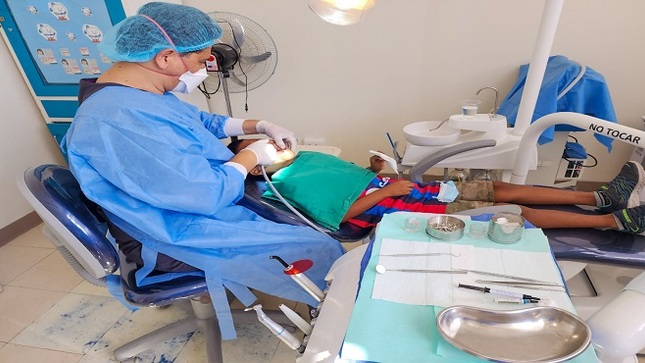 EsSalud alerta sobre el aumento de caries dentales que pueden llevar a niños a cirugías