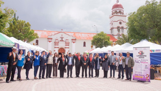 Corte de Junín desarrolló feria  Llapanchikpaq Justicia en Sicaya 