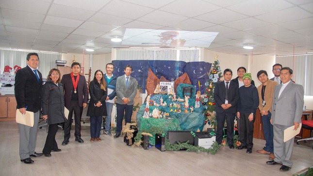 Jueces y personal participaron  en el concurso de nacimientos