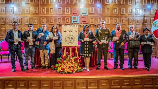 Corte de Cusco y SERPOST realizaron el lanzamiento oficial del "Matasello" conmemorativo por el Bicentenario 