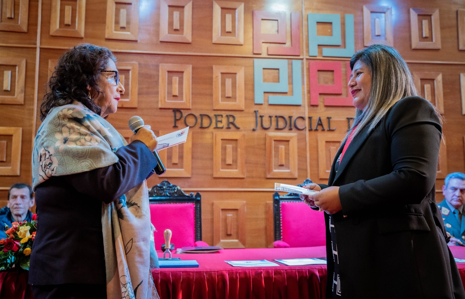 Corte de Cusco y SERPOST realizaron el lanzamiento oficial del "Matasello" conmemorativo por el Bicentenario 