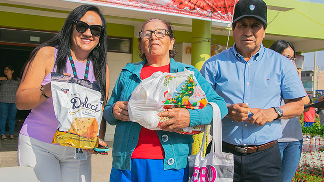 Se realizó la entrega de canastas navideñas a los adultos mayores del CIAM Huarmey y de la provincia.