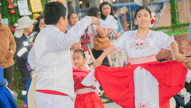 La provincia celebra sus 40 años con tarde de Marinera Norteña.