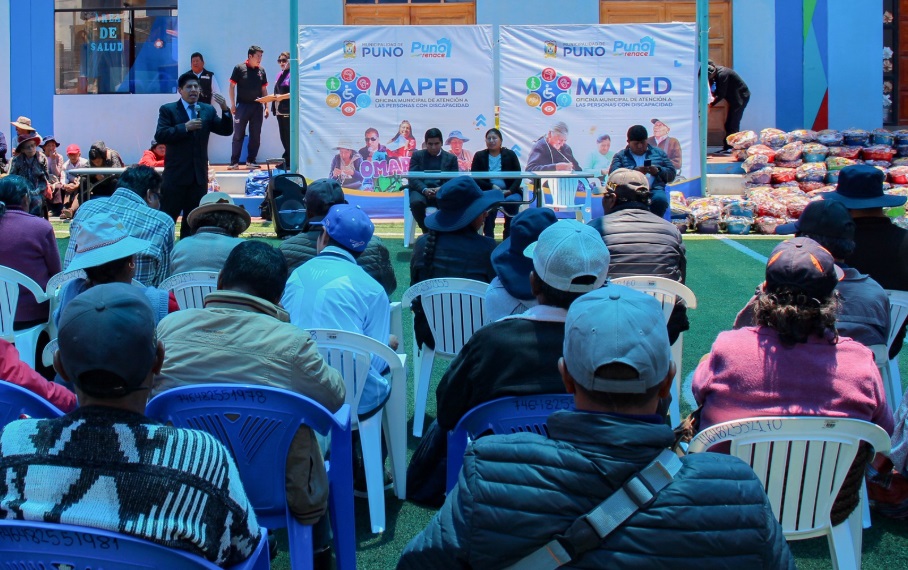 OMAPED celebra la navidad entregando canastas a más de 400 personas con habilidades diferentes