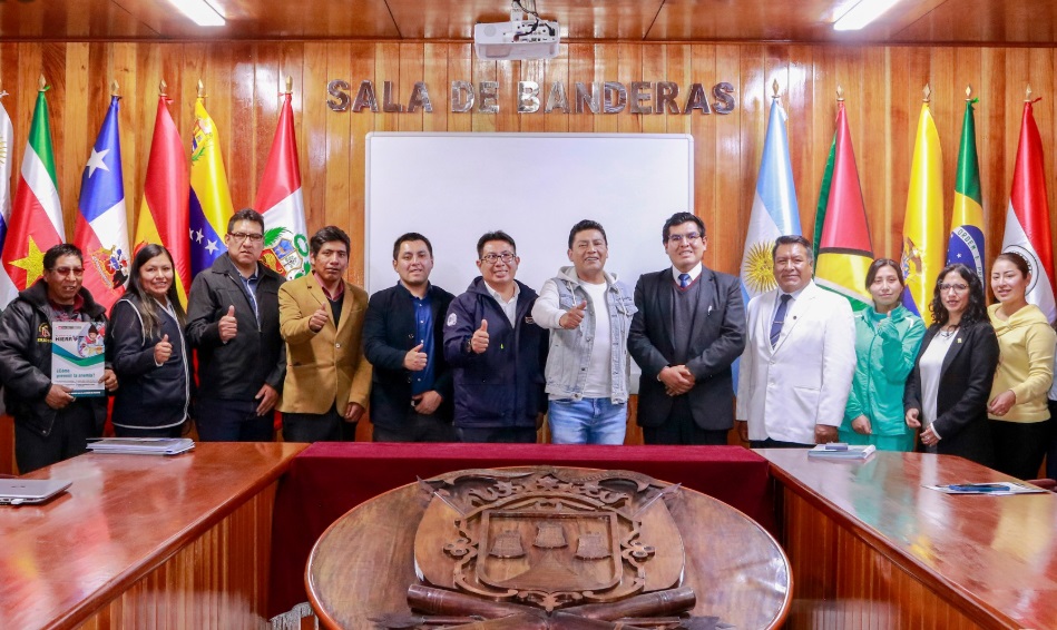 Conforman comité provincial de salud presidido por el alcalde de puno Lic. Javier Ponce Roque