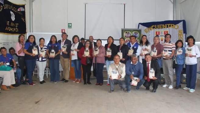 Comunidades de aprendizaje: el secreto del éxito educativo en Piura