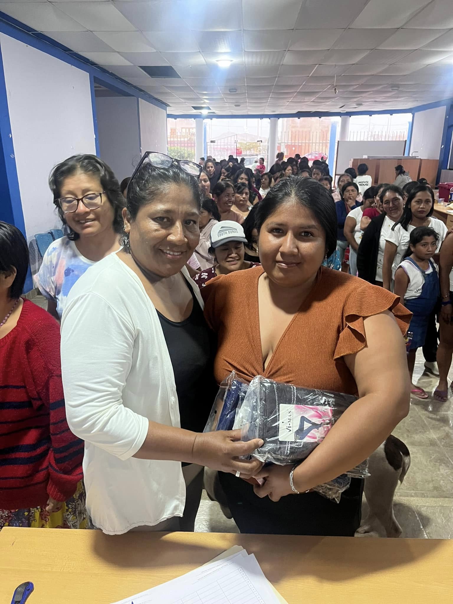 Archivo JPG de Más De 400 Mujeres De Lobitos Estarán Más Cómodas Y A La Moda Gracias Al MIMP