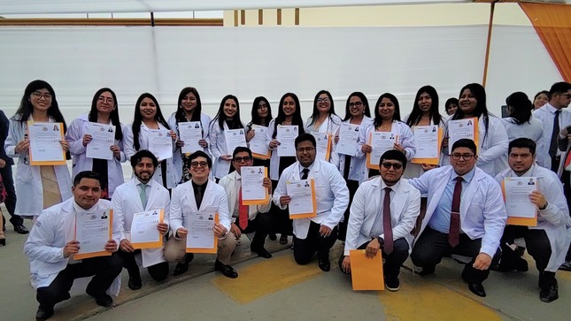 Graduación de Internos Médicos 2024