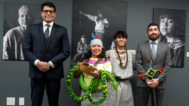 Promoción cultural en Arizona: presentan muestra fotográfica “Shipibo-Konibo. Retratos de mi sangre”