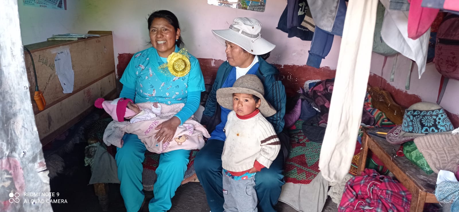 fotografía que muestra el trabajo del personal de salud en pleno año nuevo