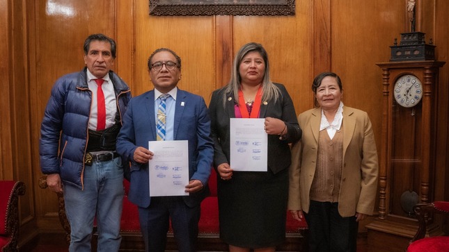 Corte de Cusco transfirió 40 metros lineales de expedientes históricos al Archivo Regional del Cusco