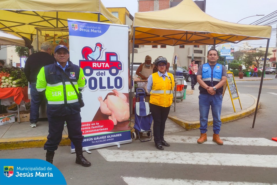 Aún puedes visitar nuestro 𝐌𝐄𝐑𝐂𝐀𝐃𝐈𝐓𝐎 𝐀𝐆𝐑𝐈́𝐂𝐎𝐋𝐀 🛒. Ven y aprovecha la 𝐑𝐮𝐭𝐚 𝐝𝐞𝐥 𝐏𝐨𝐥𝐥𝐨 🐔 y 𝐃𝐞𝐥 𝐦𝐚𝐫 𝐚 𝐭𝐮 𝐦𝐞𝐬𝐚 🐟  con pollo y pescado fresco a los mejores precios. 🫰 Además productos agrícolas y stands de emprendendores en donde encontrarás artículos para el hogar.
Mañana domingo 10 es el último día que podrás aprovechar los increíbles precios. 🙌🏻 Te esperamos en el Parque Huiracocha 🕗 de 8:00 a.m. a 4:00 p.m.