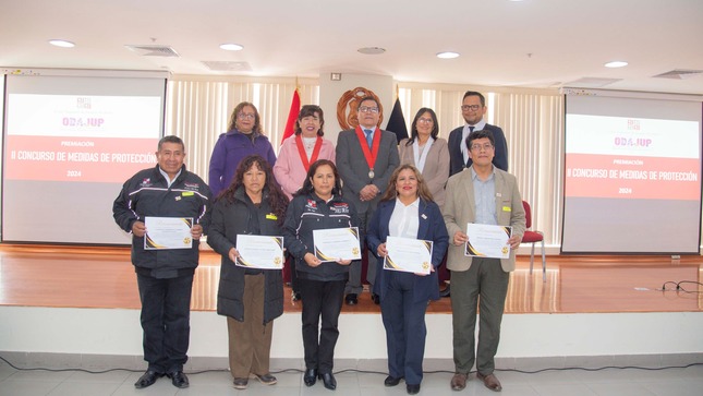 Jueza de paz de Hualhuas ganadora del  II Concurso de medidas de protección